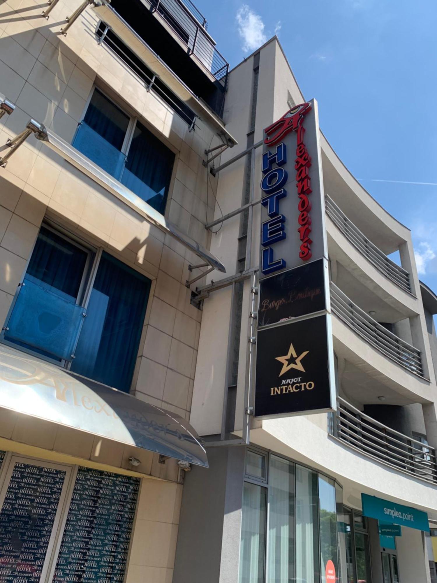 Hotel Alexander'S Nitra Ngoại thất bức ảnh